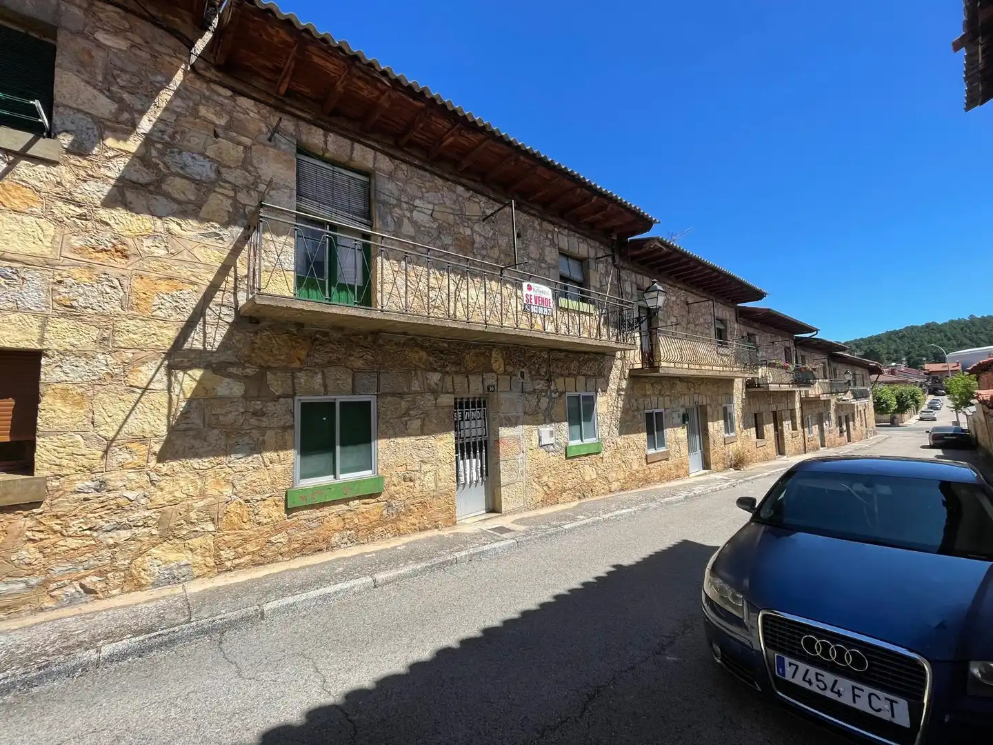 Vista exterior de Finca rústica en venda en San Leonardo de Yagüe amb Traster