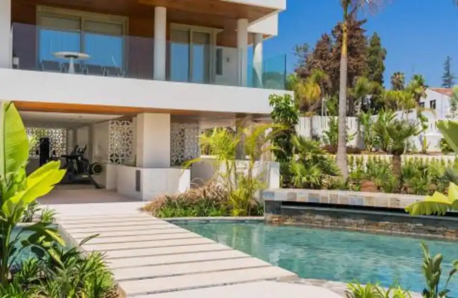 Ground floor for rent in Las Lomas de Río Verde