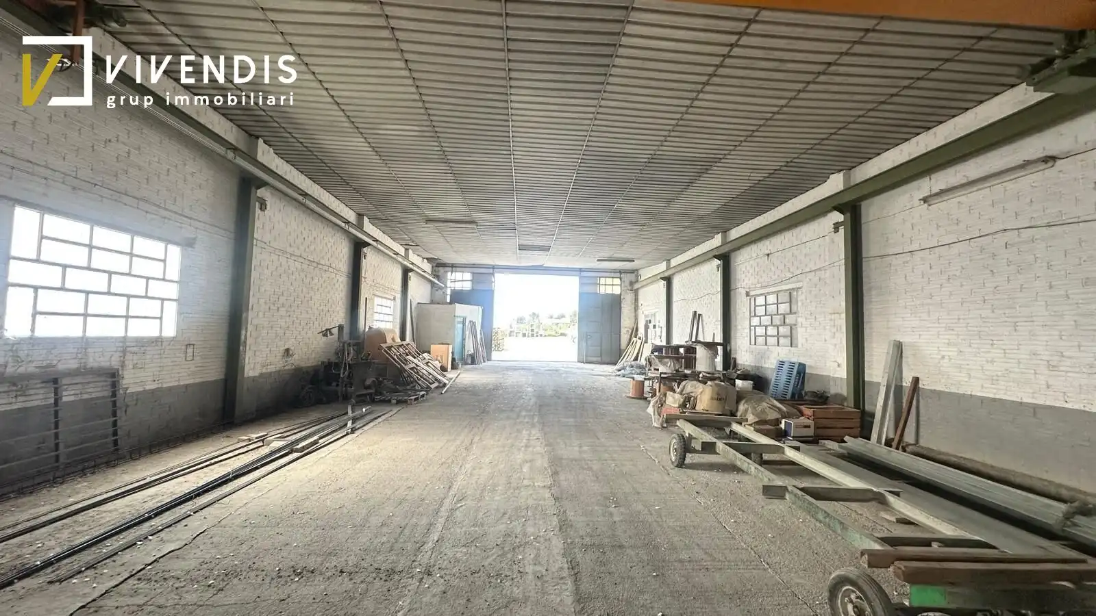 Nave industrial de alquiler en Corbins