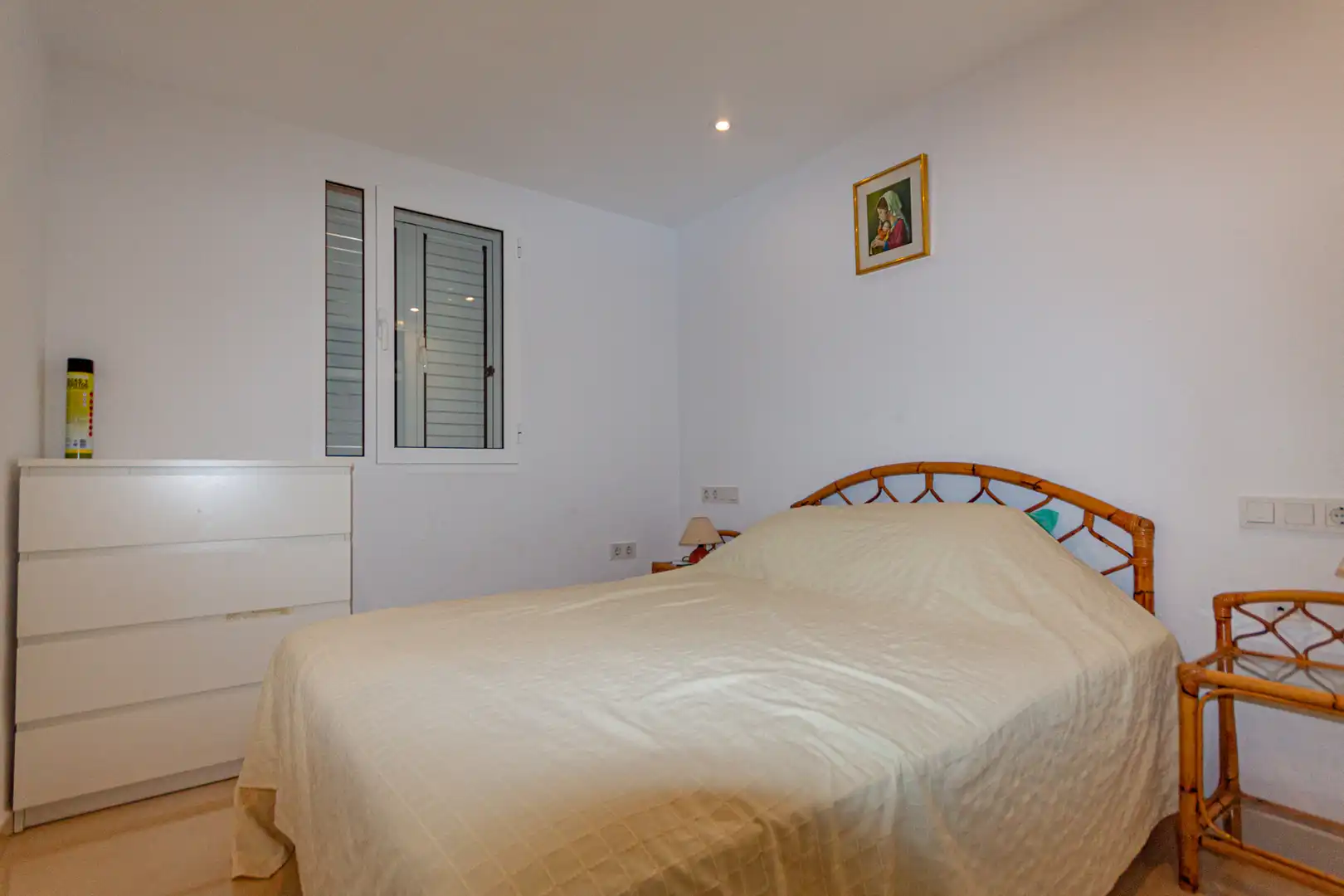 Schlafzimmer von Wohnungen zum Verkauf in La Manga del Mar Menor mit Klimaanlage, Heizung und Terrasse