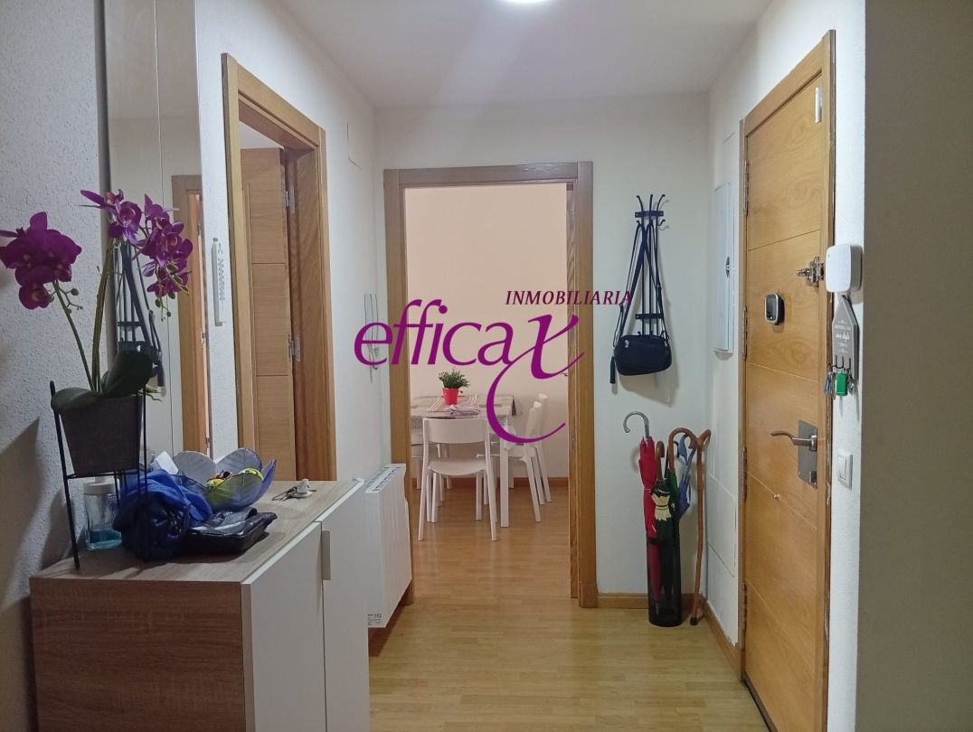 Flat for sale in Gerindote  with Air Conditioner, Heating and Storage room