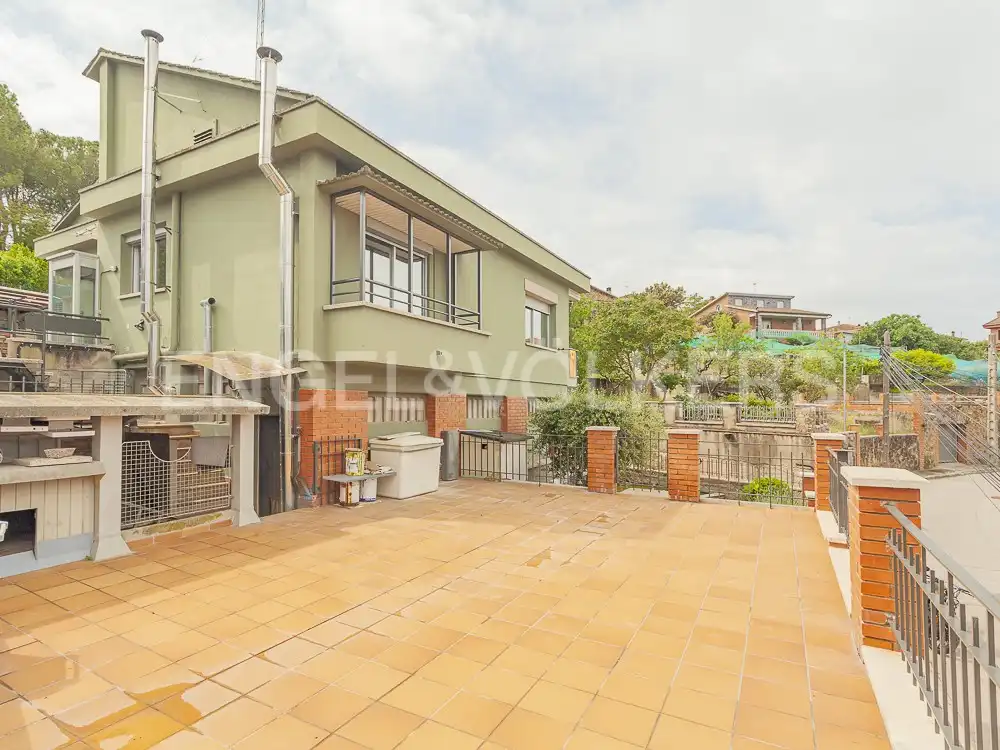 Vista exterior de Casa o chalet en venta en Castellnou de Bages con Calefacción, Jardín privado y Piscina