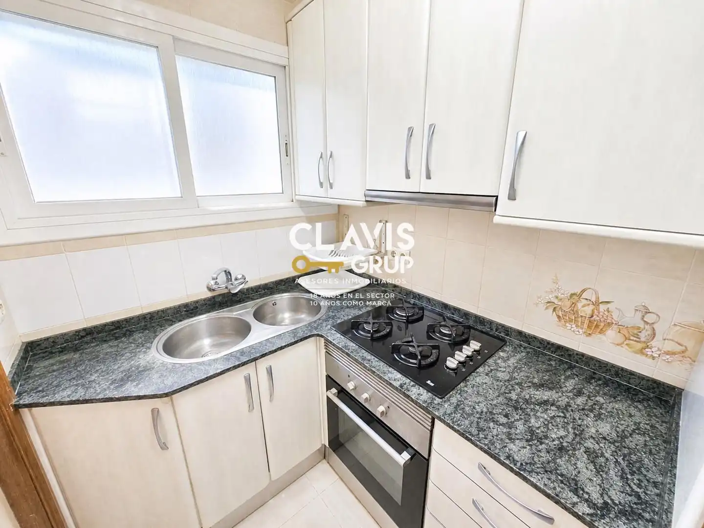 Kitchen of Flat for sale in Barcelona  with Air Conditioner, Heating and Terrace
