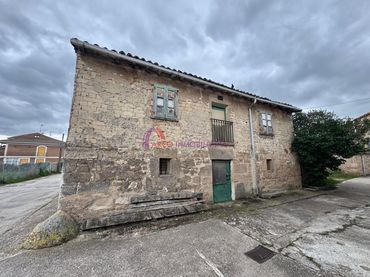 Casa rústica en venda a La esperanza