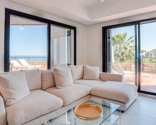 Living room of Flat for sale in Casares  with Air Conditioner, Terrace and Furnished