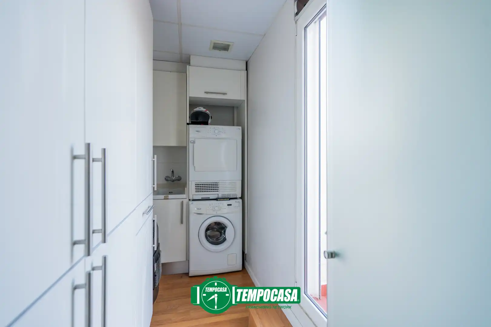 Küche von Wohnung zum Verkauf in Valencia mit Klimaanlage, Parkett und Terrasse