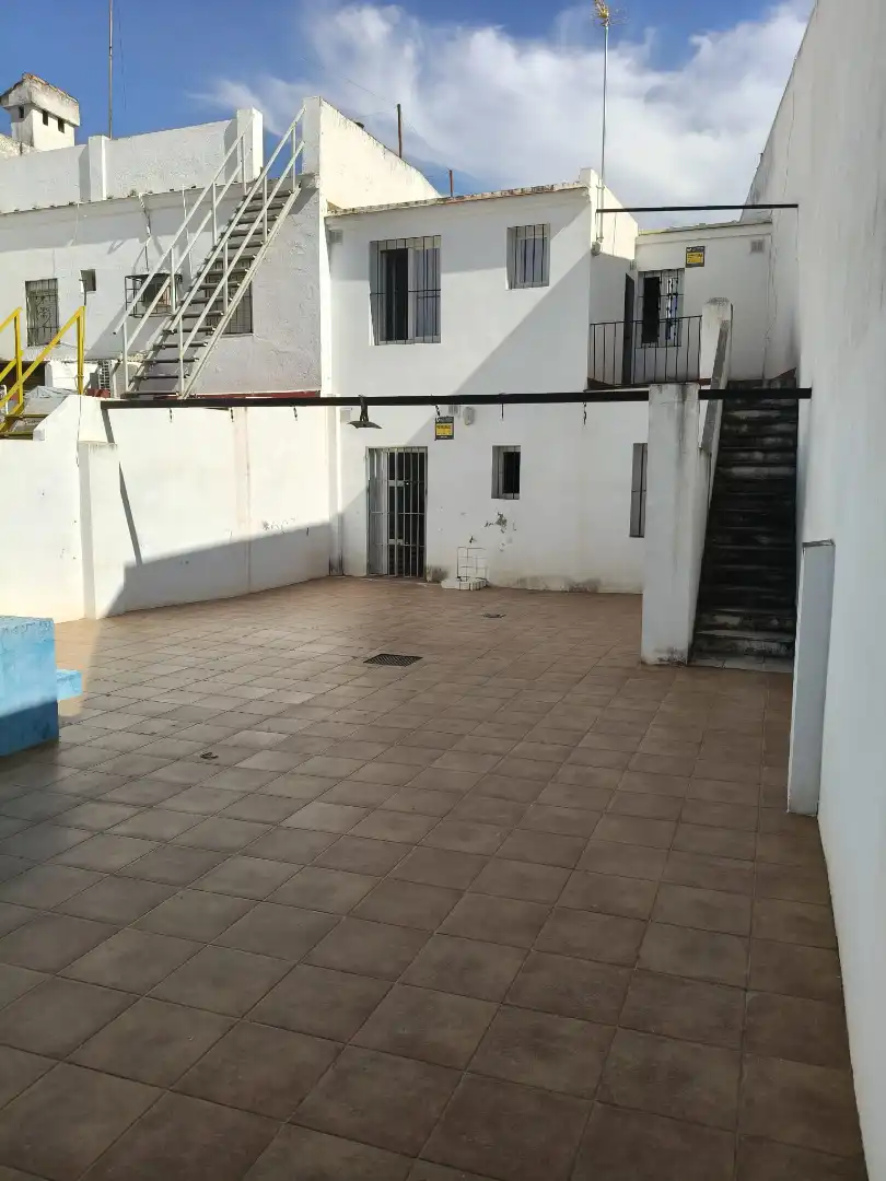 Casa adosada en venta en Villaverde del Río con Piscina
