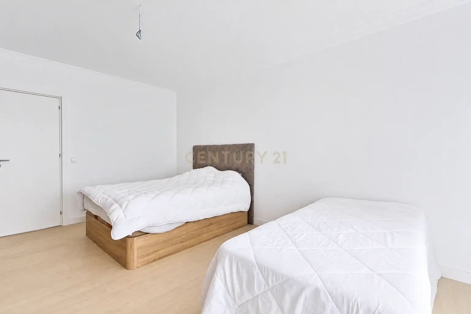 Bedroom of Apartments for sale in Marbella  with Storage room, Oven and Washing machine