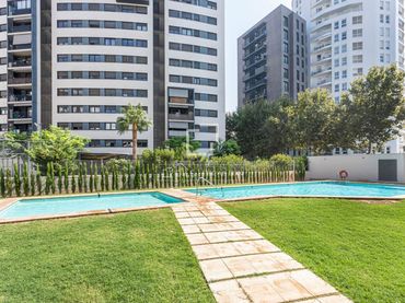 Wohnung mit Pool zum Verkauf in Quatre Carreres
