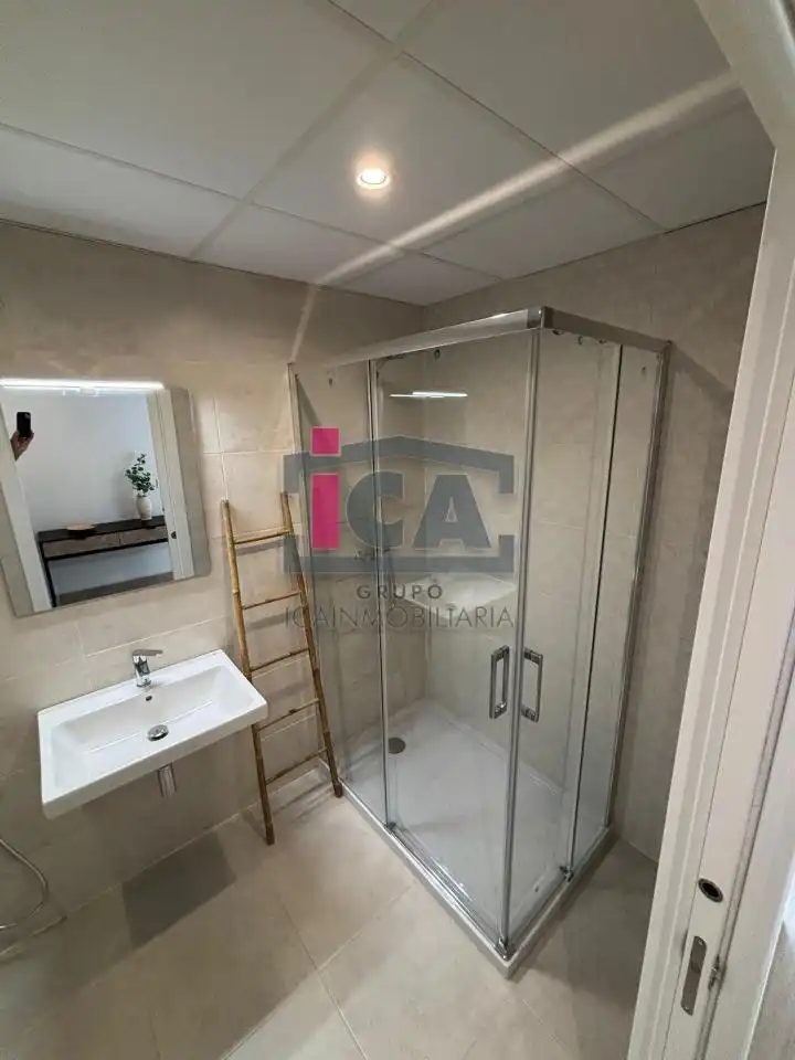 Bathroom of Apartments for rent in Cáceres  with Air Conditioner, Heating and Terrace