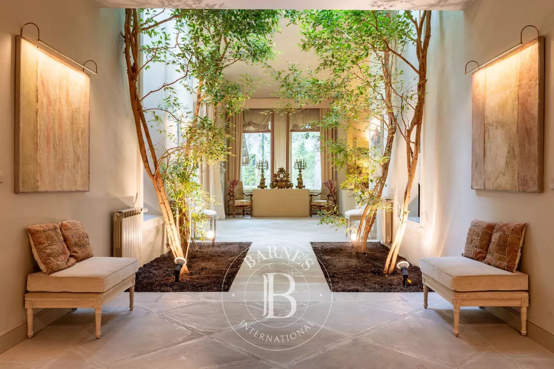 Casa o xalet en venda en  Pamplona / Iruña amb Aire condicionat, Calefacció i Jardí privat