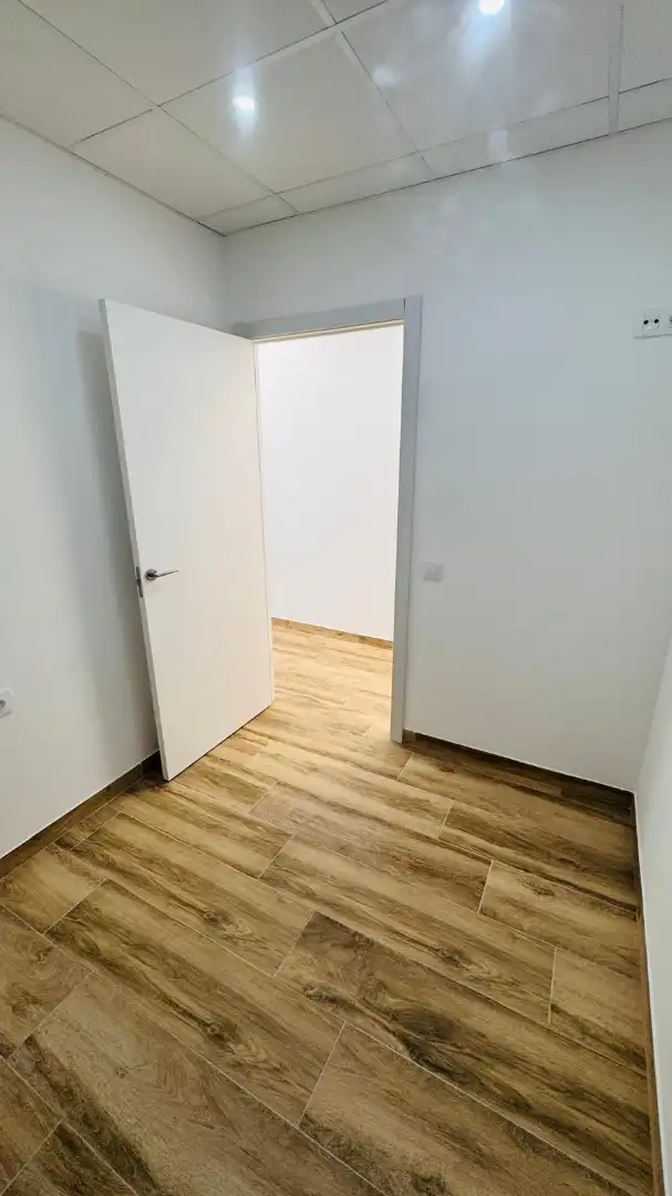 Ground floor for sale in Vinaròs  with Air Conditioner and Parquet flooring