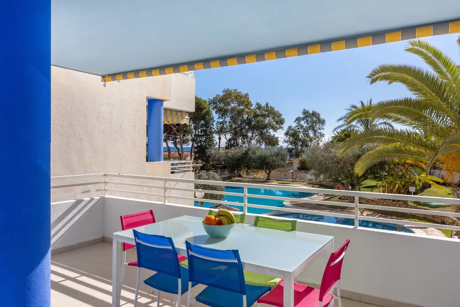 Terrasse von Wohnungen zur Miete in Villajoyosa / La Vila Joiosa mit Terrasse, Schwimmbad und Möbliert