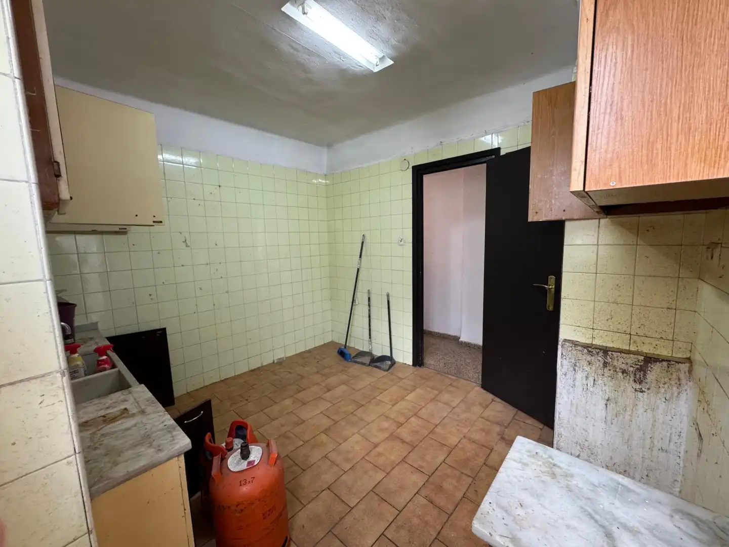 Küche von Wohnung zum Verkauf in Alfafar mit Balkon
