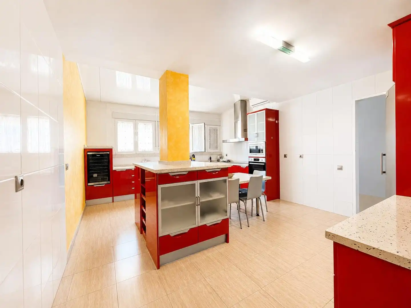 Cocina de Ático de alquiler en Almería con Aire acondicionado, Terraza y Amueblado