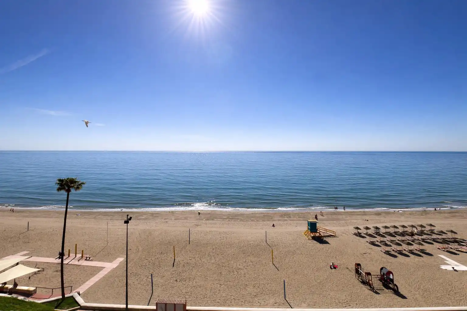 Vista exterior de Piso en venta en Fuengirola con Terraza y Piscina comunitaria