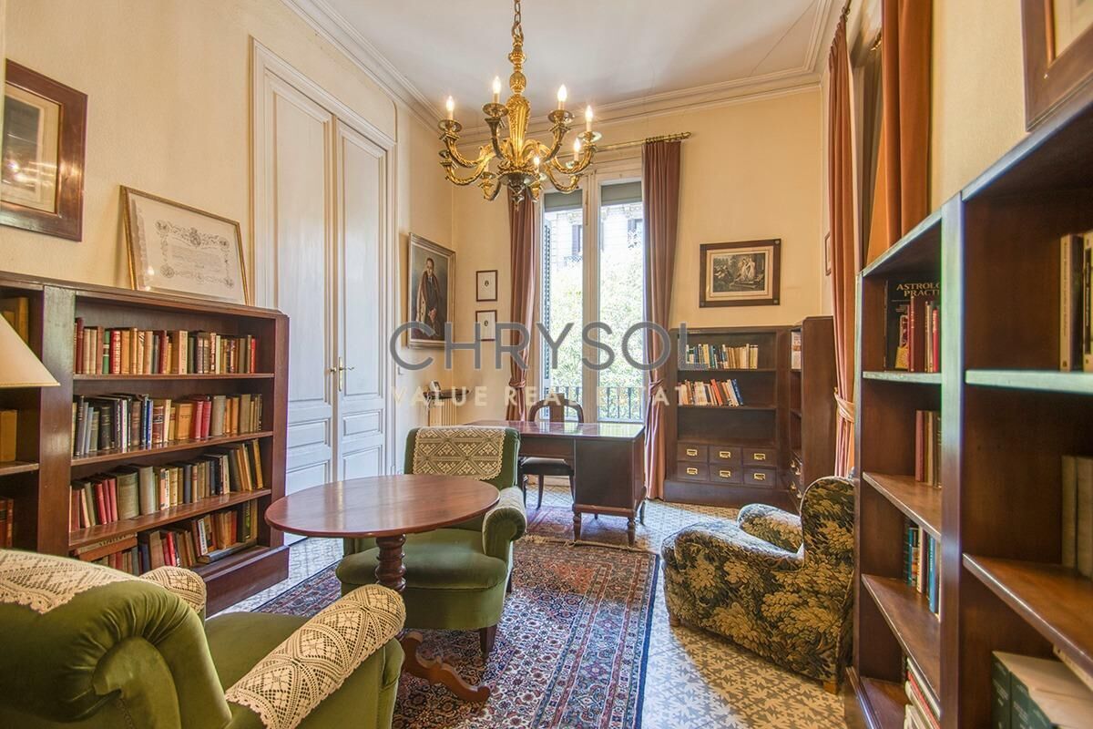 Living room of Flat for sale in  Barcelona Capital  with Heating, Terrace and Storage room