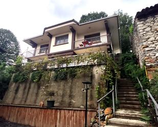 Vista exterior de Casa o xalet en venda en Bera amb Aire condicionat, Calefacció i Jardí privat