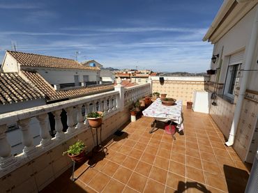 Maison avec balcon à vendre à Calle Santa Isabel 1