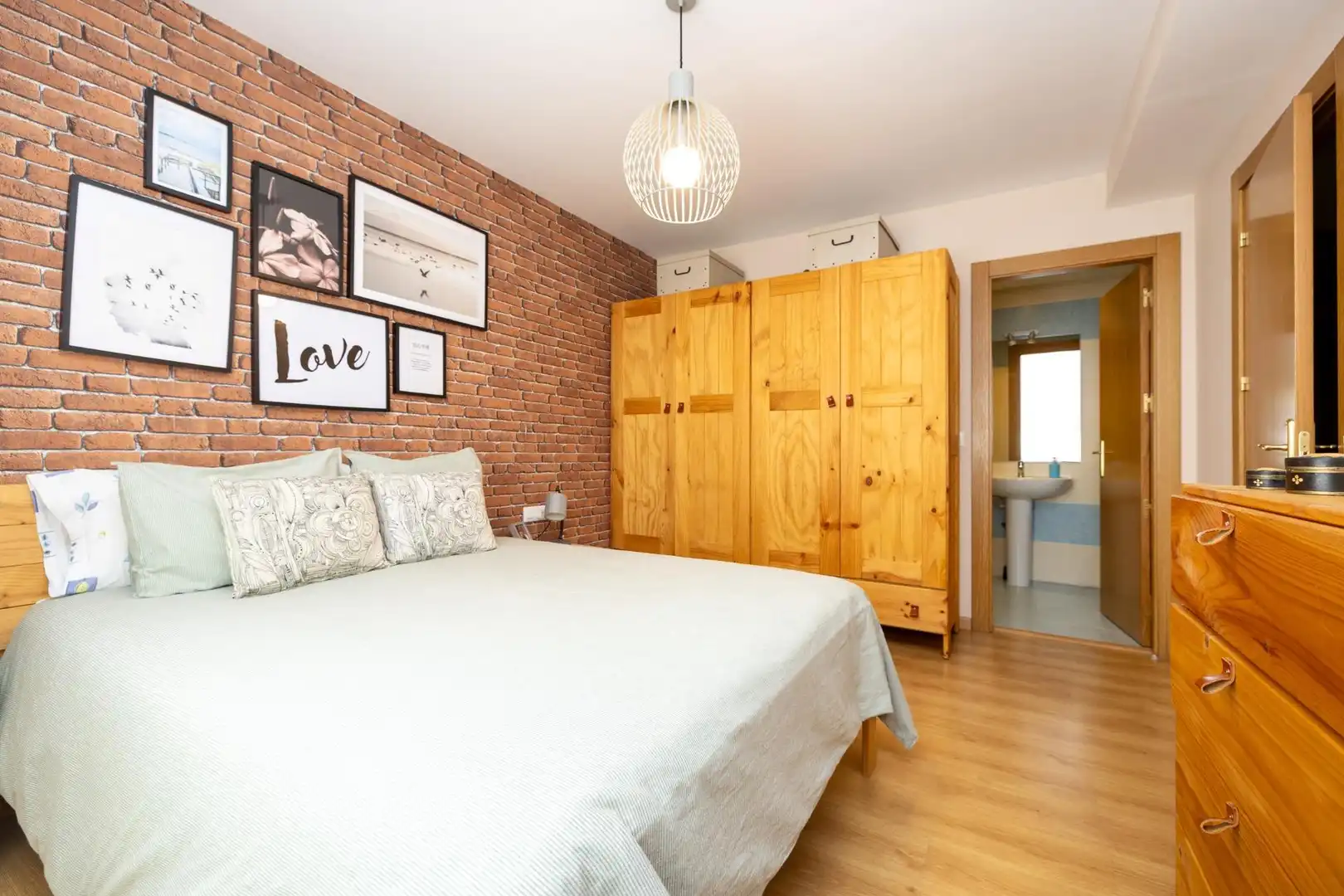 Habitación de Casa adosada en venta en Gójar con Calefacción