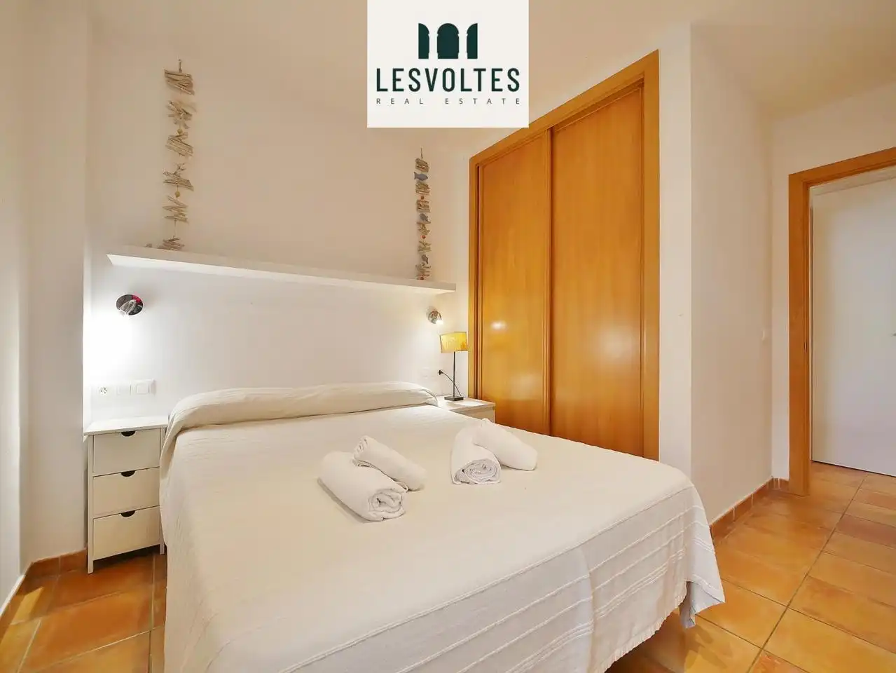 Dormitori de Apartament de lloguer en Palafrugell amb Calefacció, Terrassa i Moblat