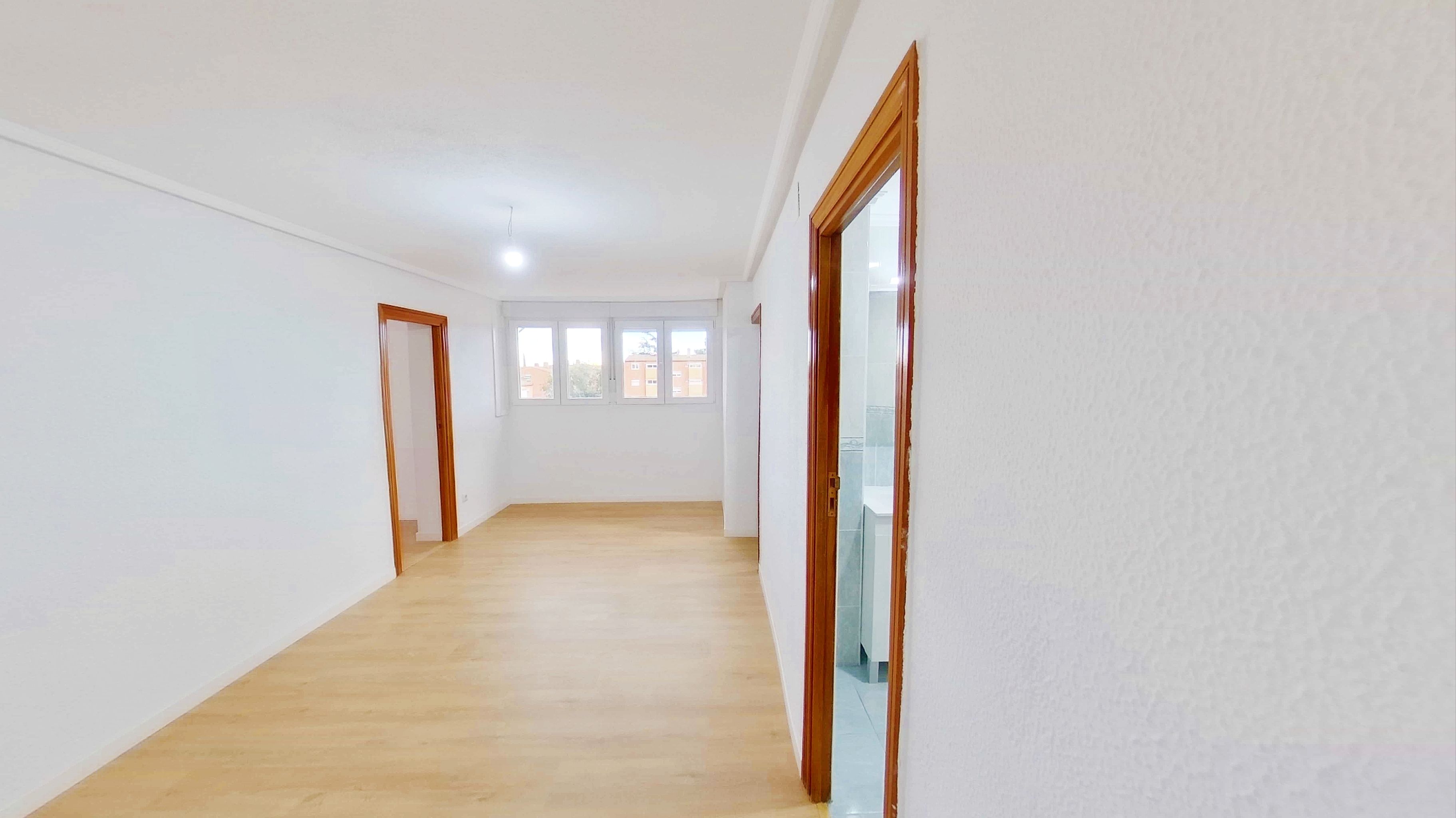 Pis de lloguer en  Madrid Capital amb Forn i Es permeten mascotes