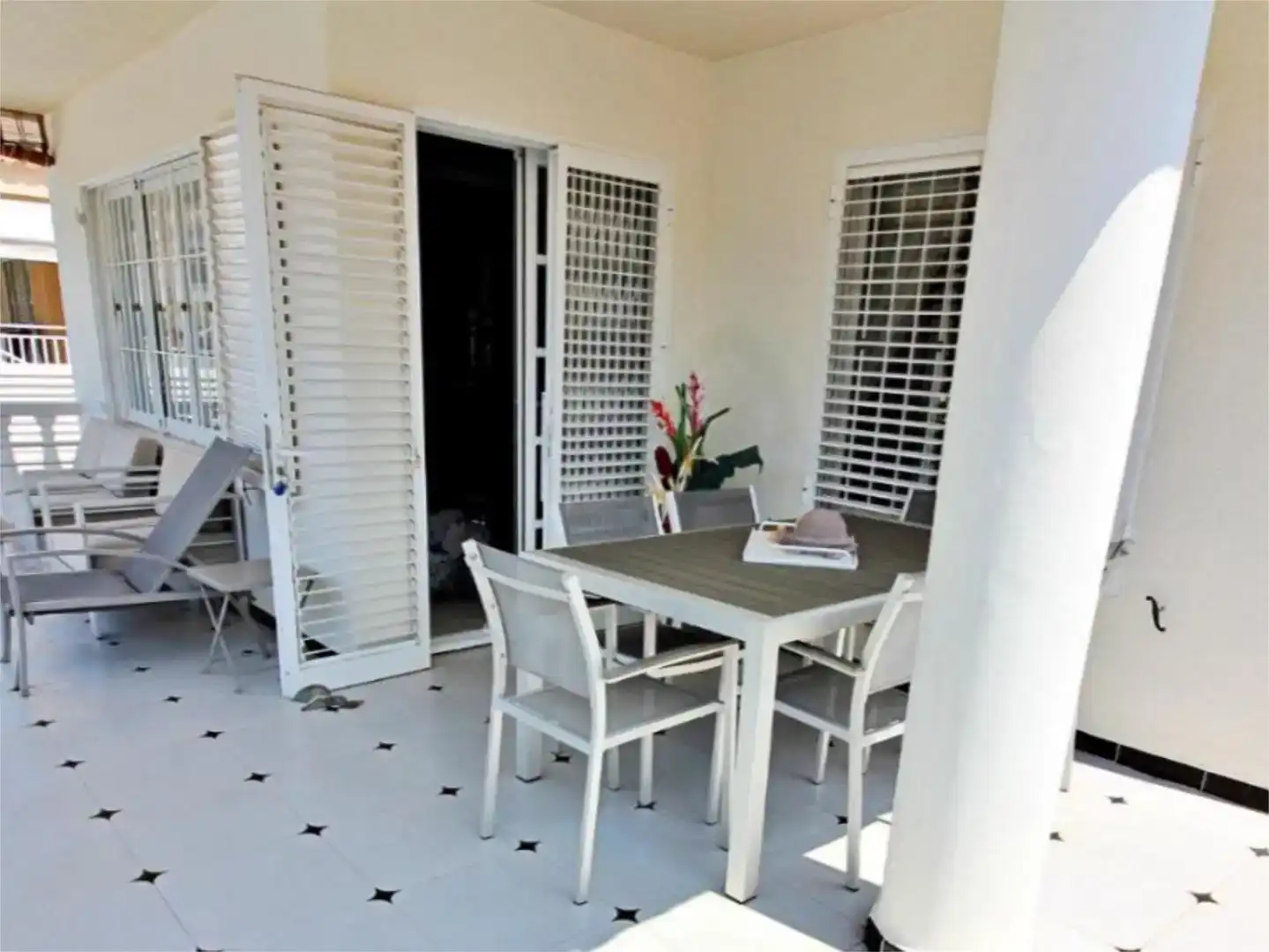 Terrassa de Casa o xalet en venda en Benicasim / Benicàssim amb Aire condicionat, Piscina i Balcó