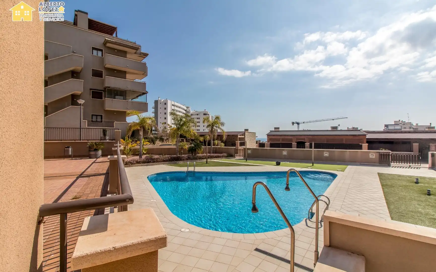 Schwimmbecken von Wohnung zur Miete in Elche / Elx mit Klimaanlage, Terrasse und Möbliert