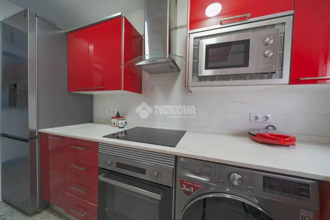 Cuina de Pis en venda en Valencia amb Aire condicionat i Balcó