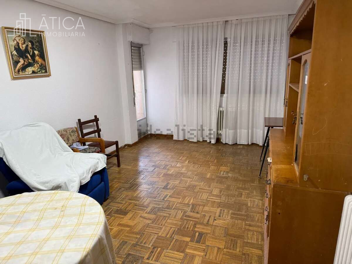 Bedroom of Flat for sale in Salamanca Capital  with Heating, Terrace and Furnished