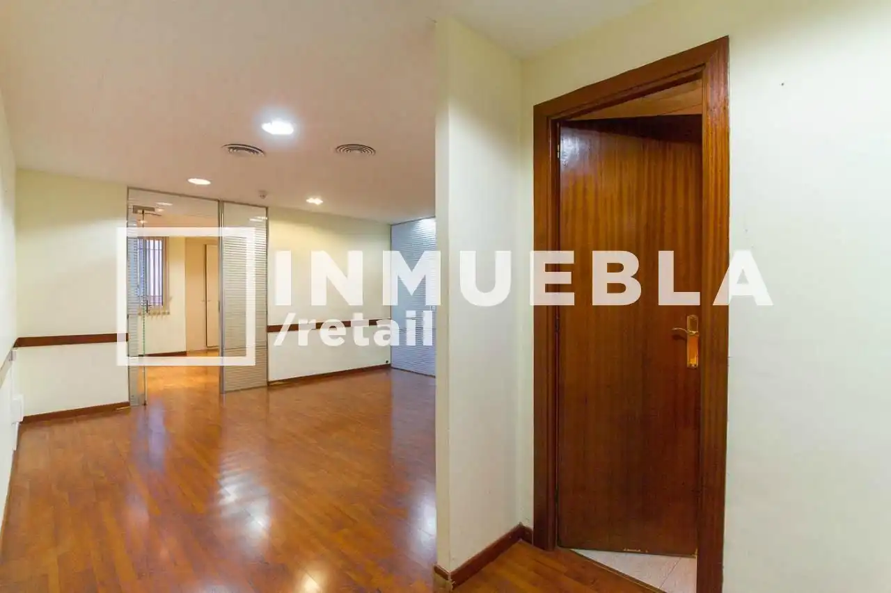 Office space with lift to rent in Valencia, imagen 2