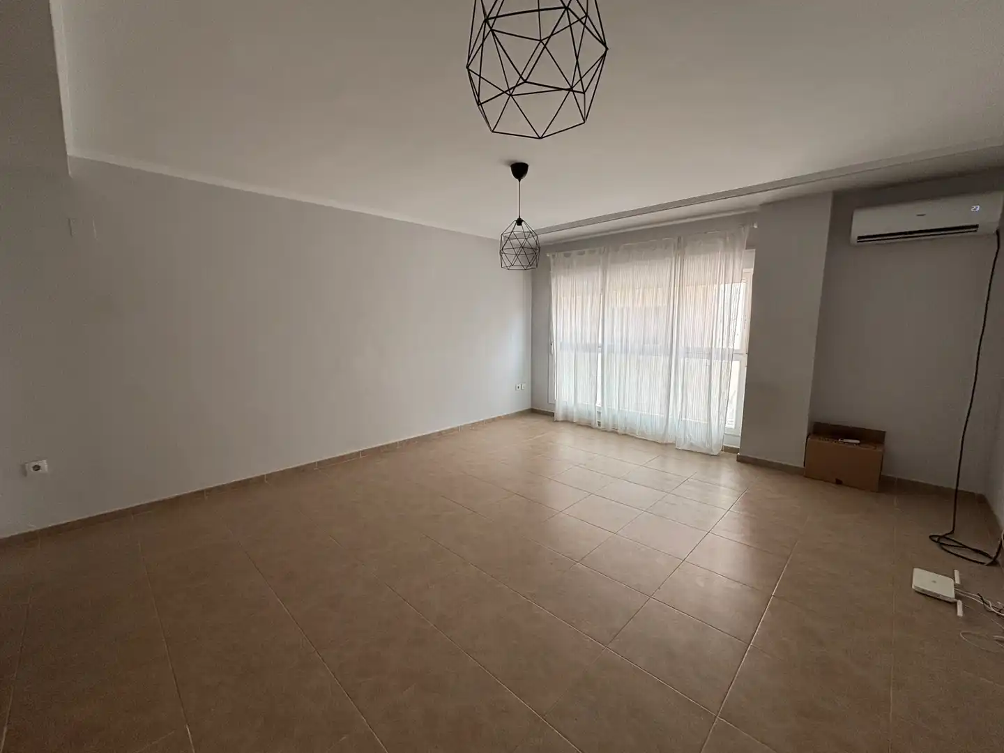 Living room of Flat for sale in Alginet  with Air Conditioner, Terrace and Oven