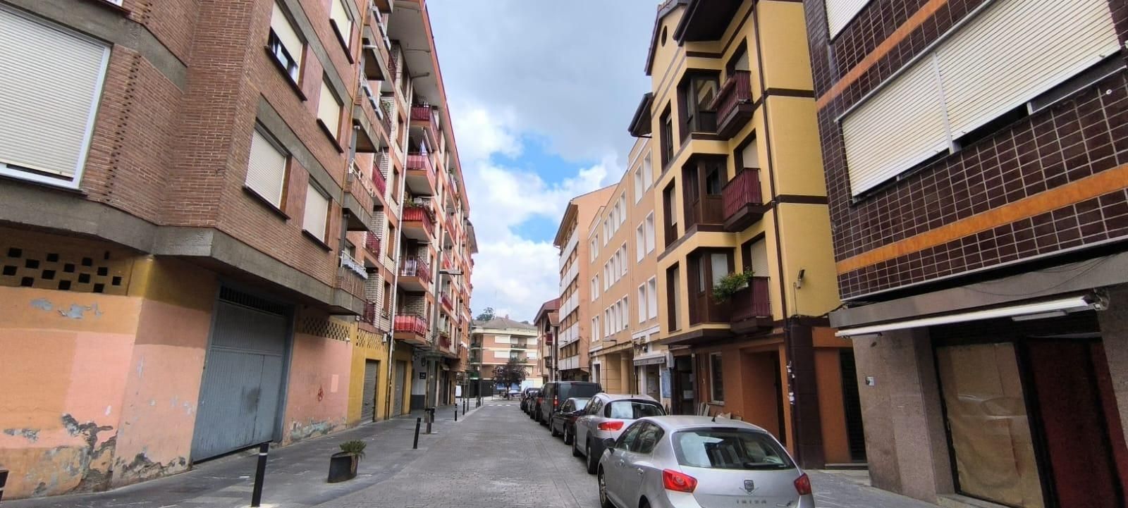 Exterior view of Flat for sale in Ugao- Miraballes