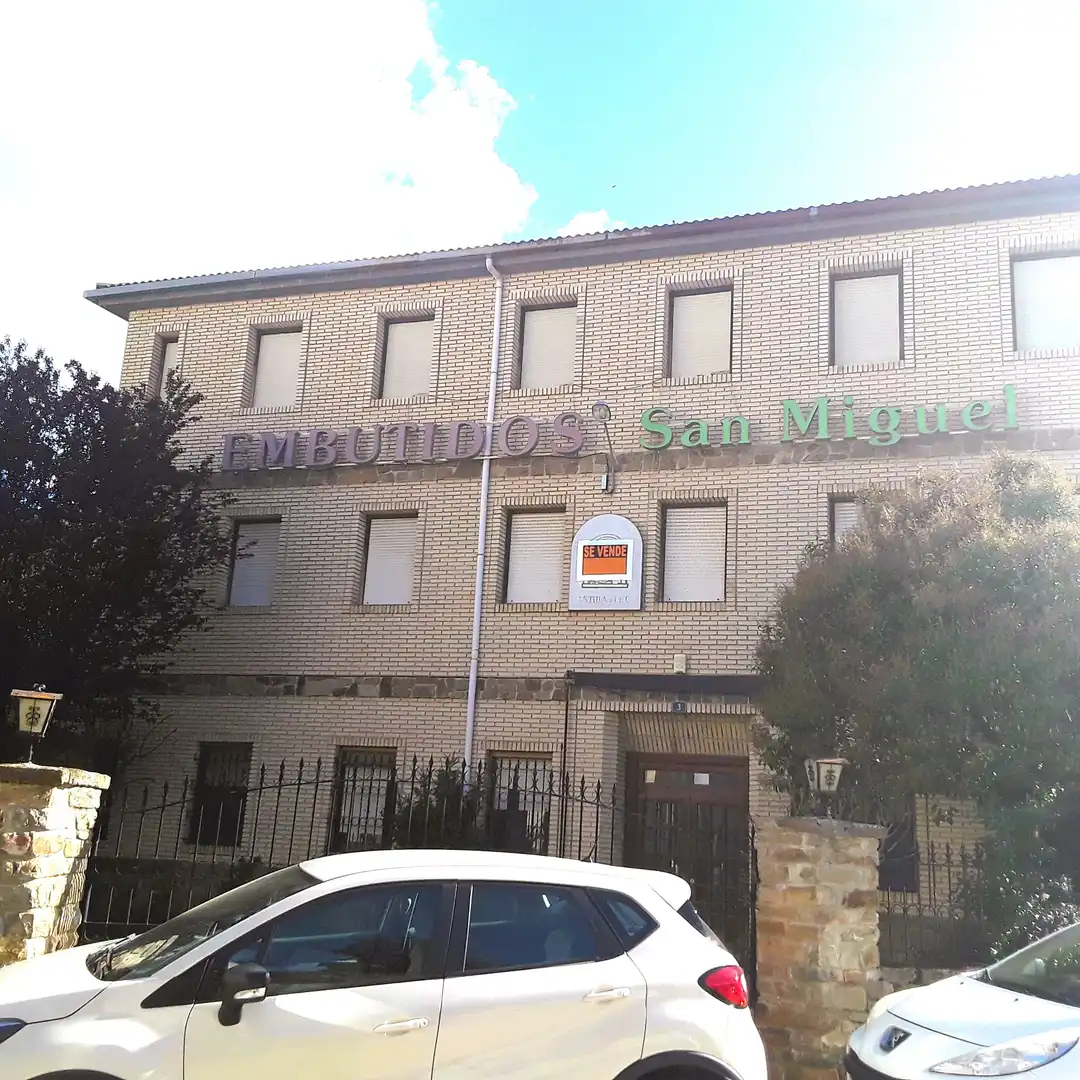 Vista exterior de Nave industrial en venta en San Pedro Manrique con Calefacción
