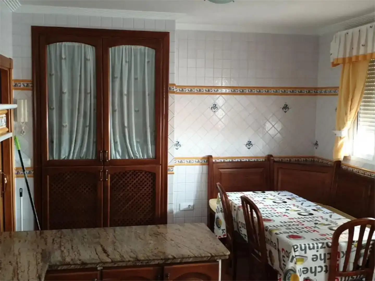 Cocina de Piso en venta en La Algaba con Aire acondicionado, Trastero y Amueblado