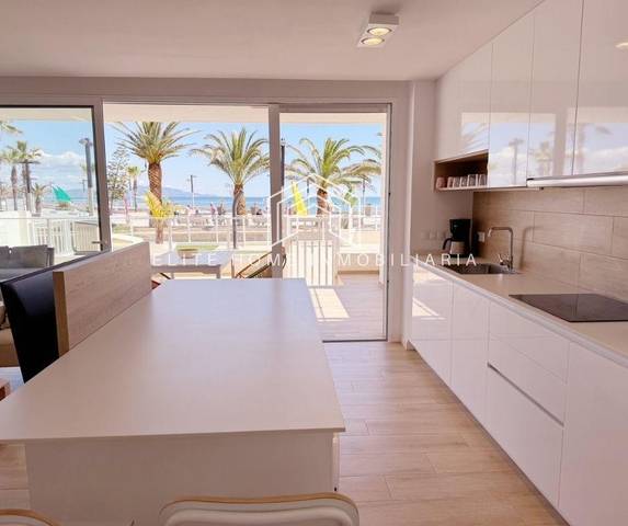 Apartamento en Alquiler en Playa de la Concha