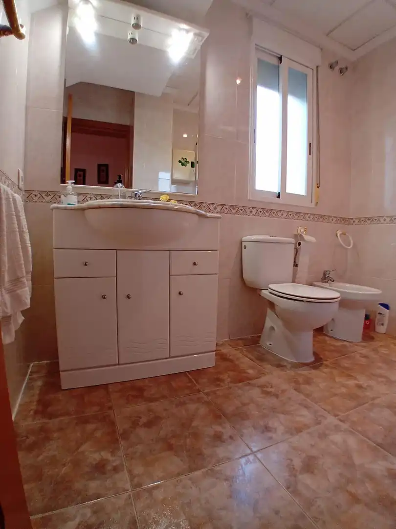 Villa con giardino in affitto a Periurbano Oeste - Sierra, imagen 17