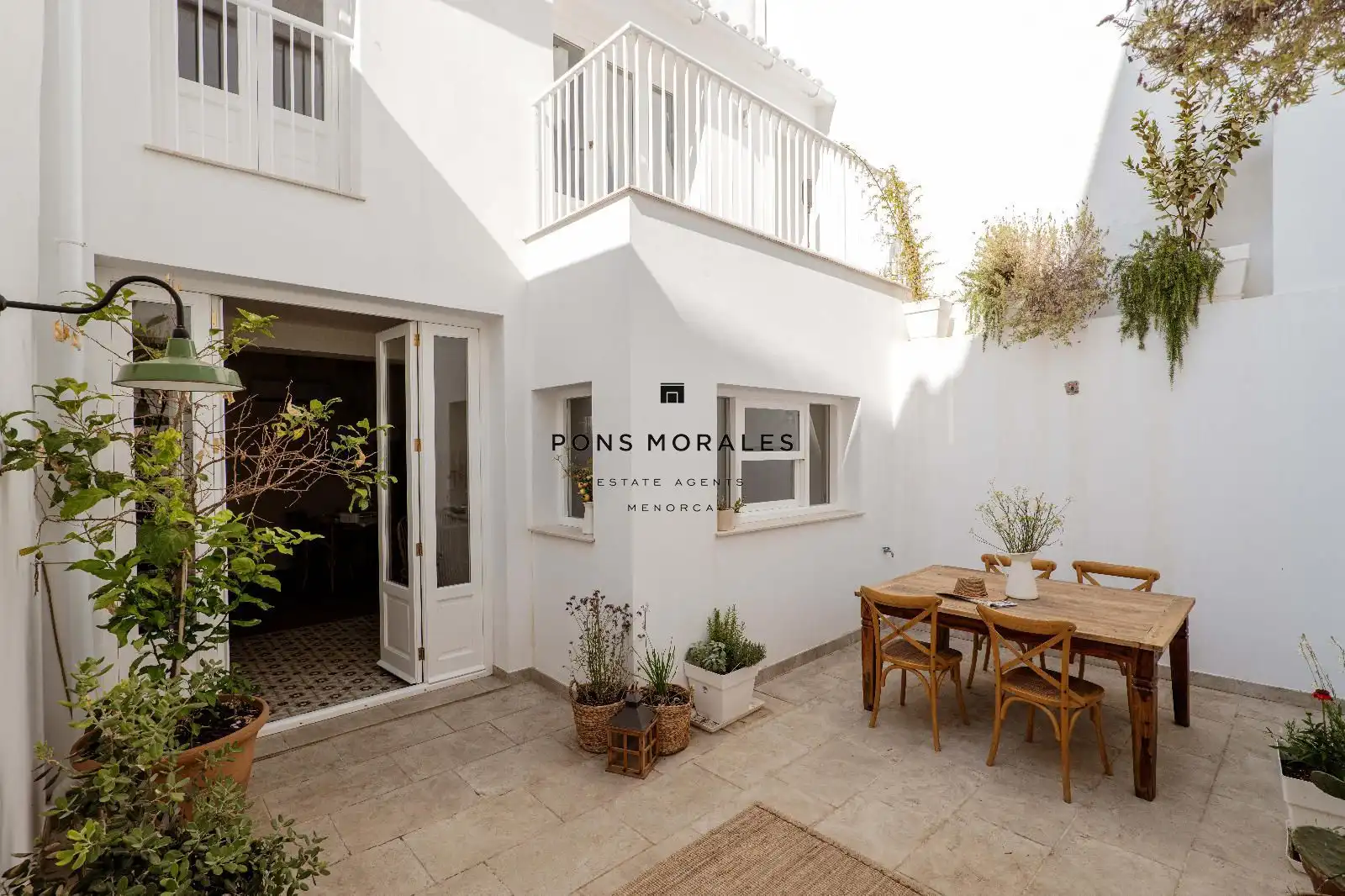 Terrasse von Haus oder Chalet zum Verkauf in Alaior mit Klimaanlage, Heizung und Privatgarten