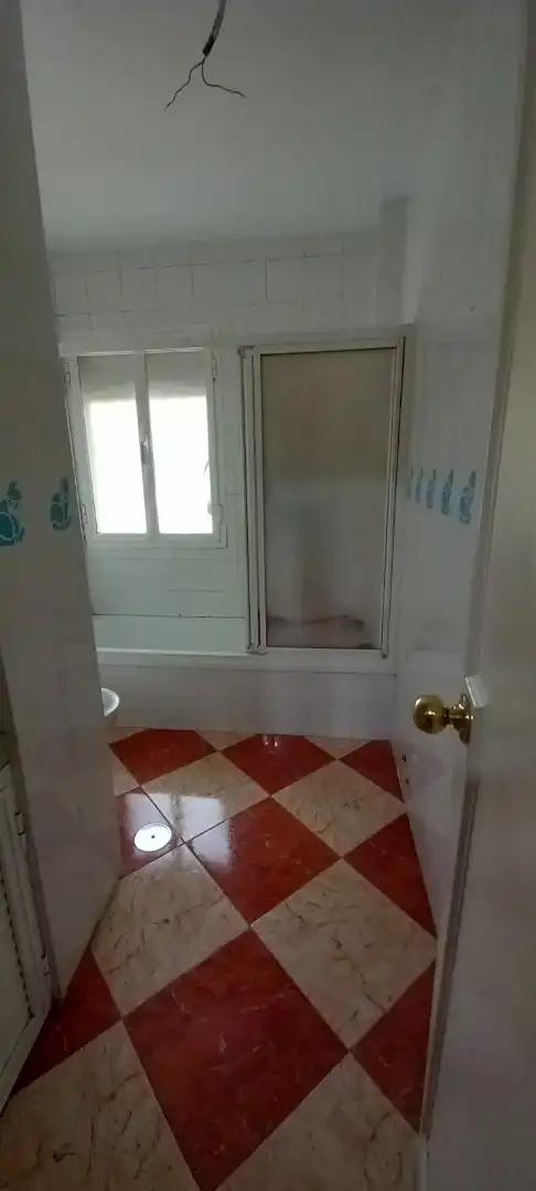 Badezimmer von Maisonette zum Verkauf in Sevilla mit Klimaanlage
