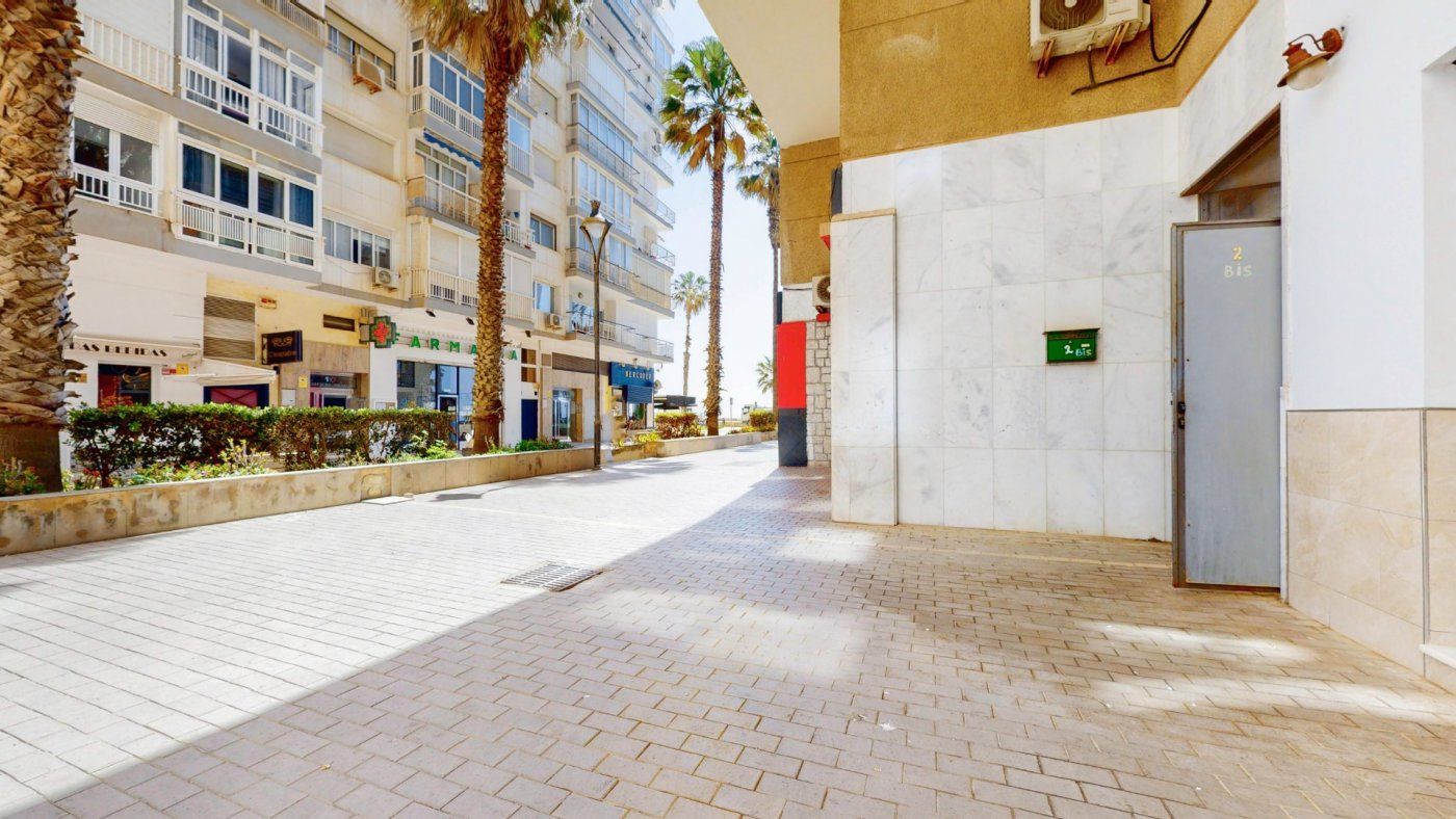 Vista exterior de Local en venda en Málaga Capital