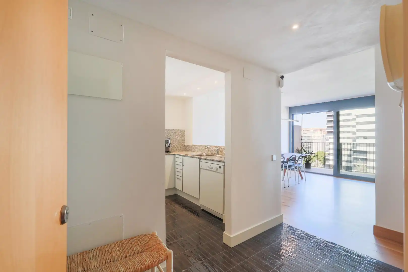 Piso de alquiler en L'Hospitalet de Llobregat con Aire acondicionado, Calefacción y Parquet
