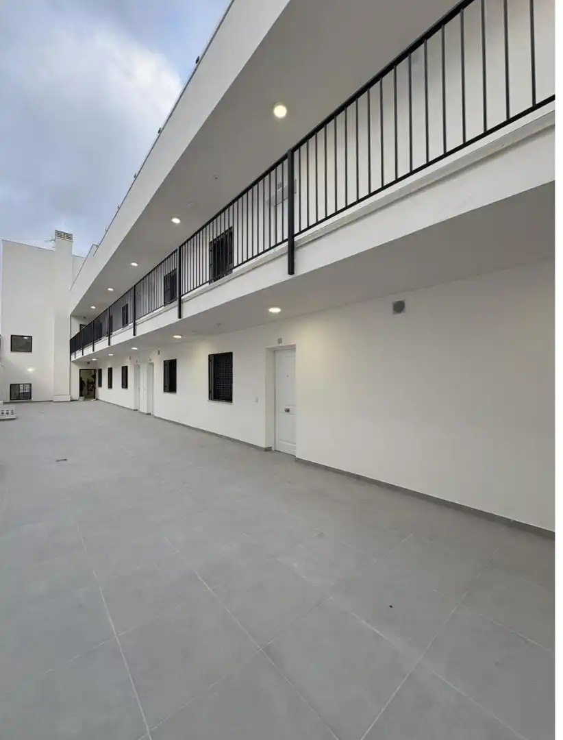 Vista exterior de Apartament en venda en Málaga amb Parquet, Terrassa i Piscina