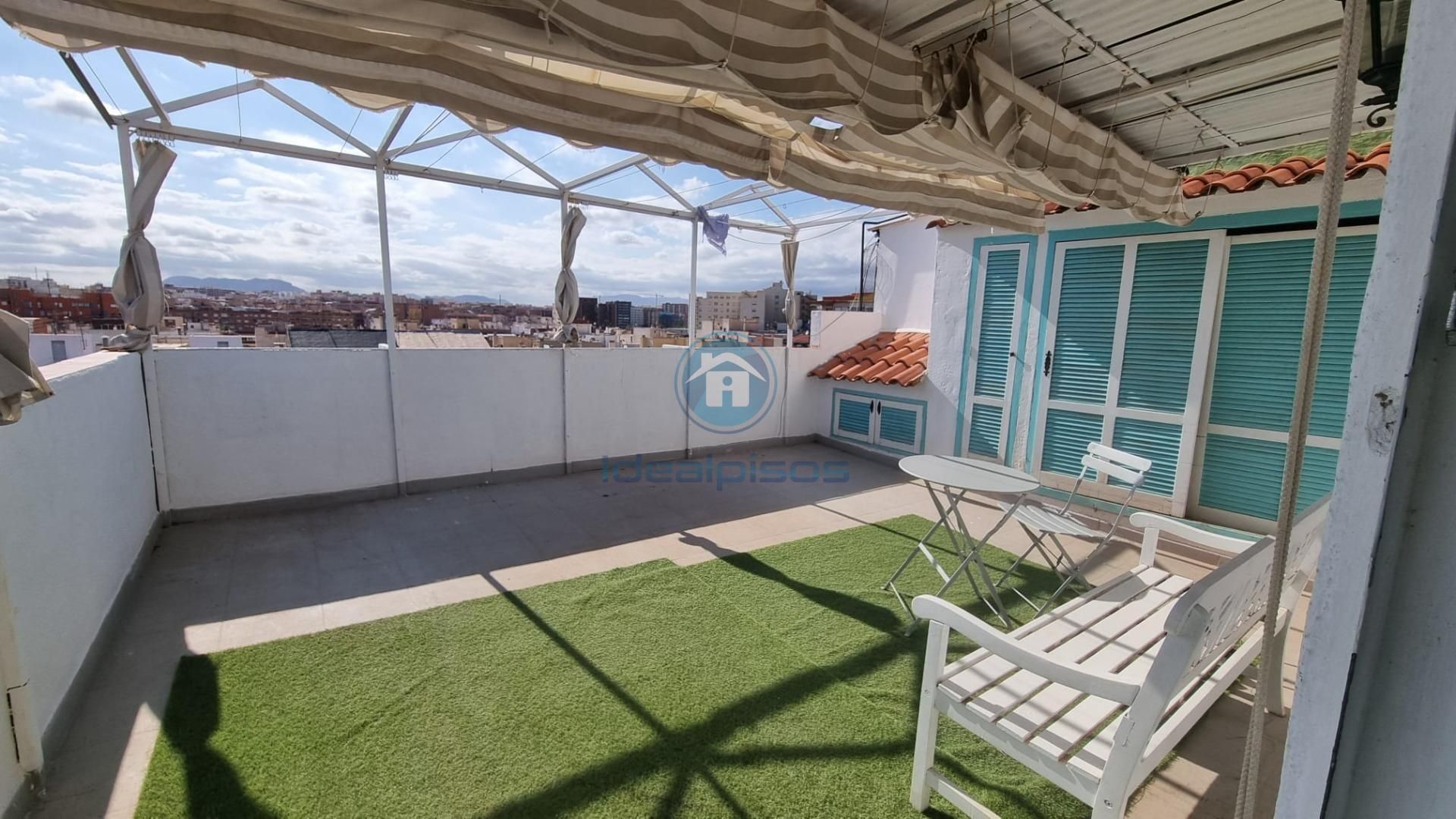 Terrace of Attic for sale in Alicante / Alacant  with Air Conditioner and Terrace