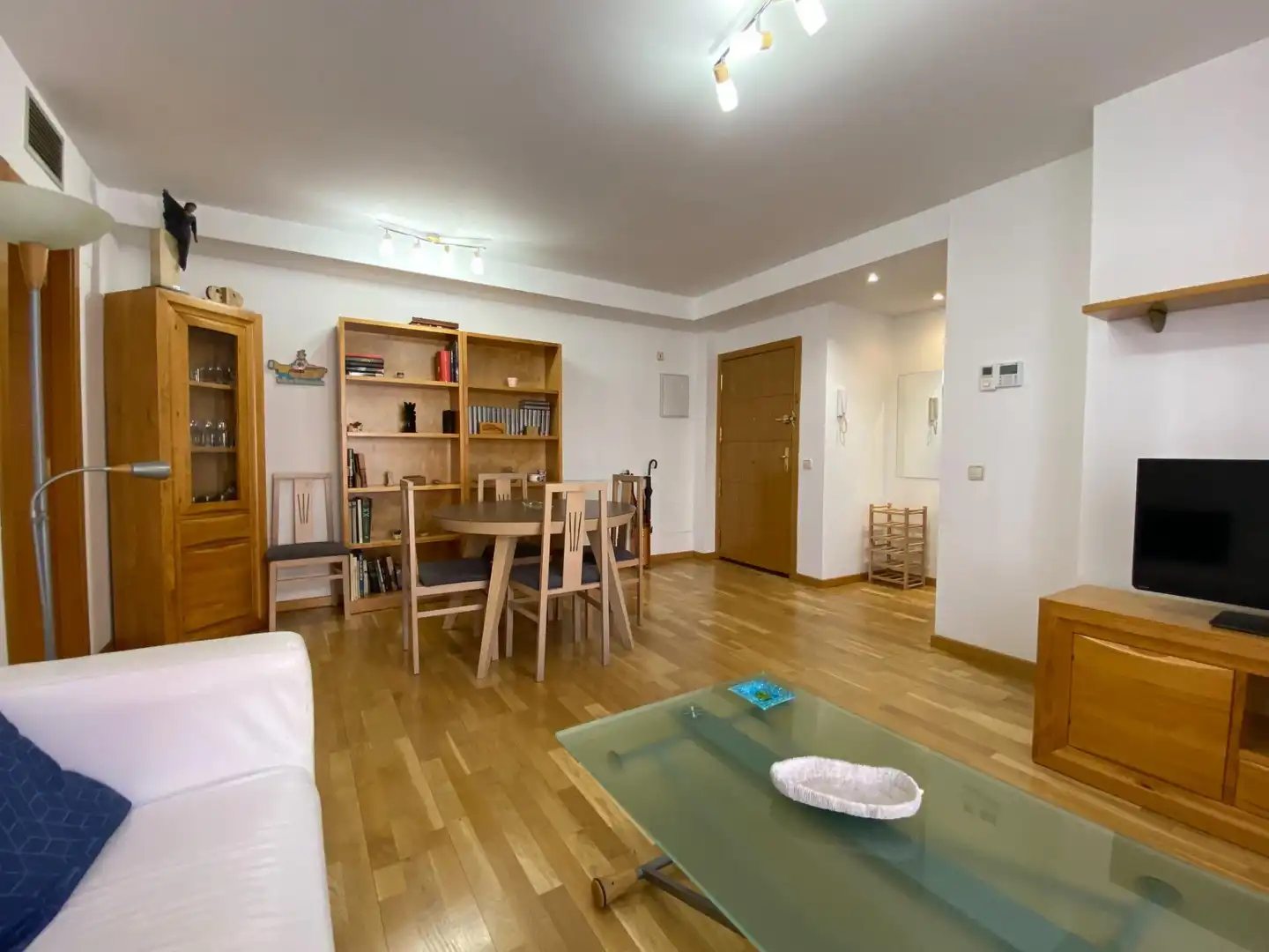 Comedor de Piso de alquiler en Madrid con Calefacción
