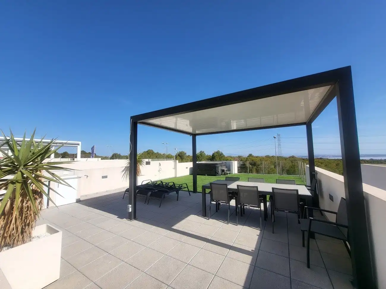 Terrassa de Casa o xalet en venda en Orihuela amb Calefacció, Jardí privat i Piscina