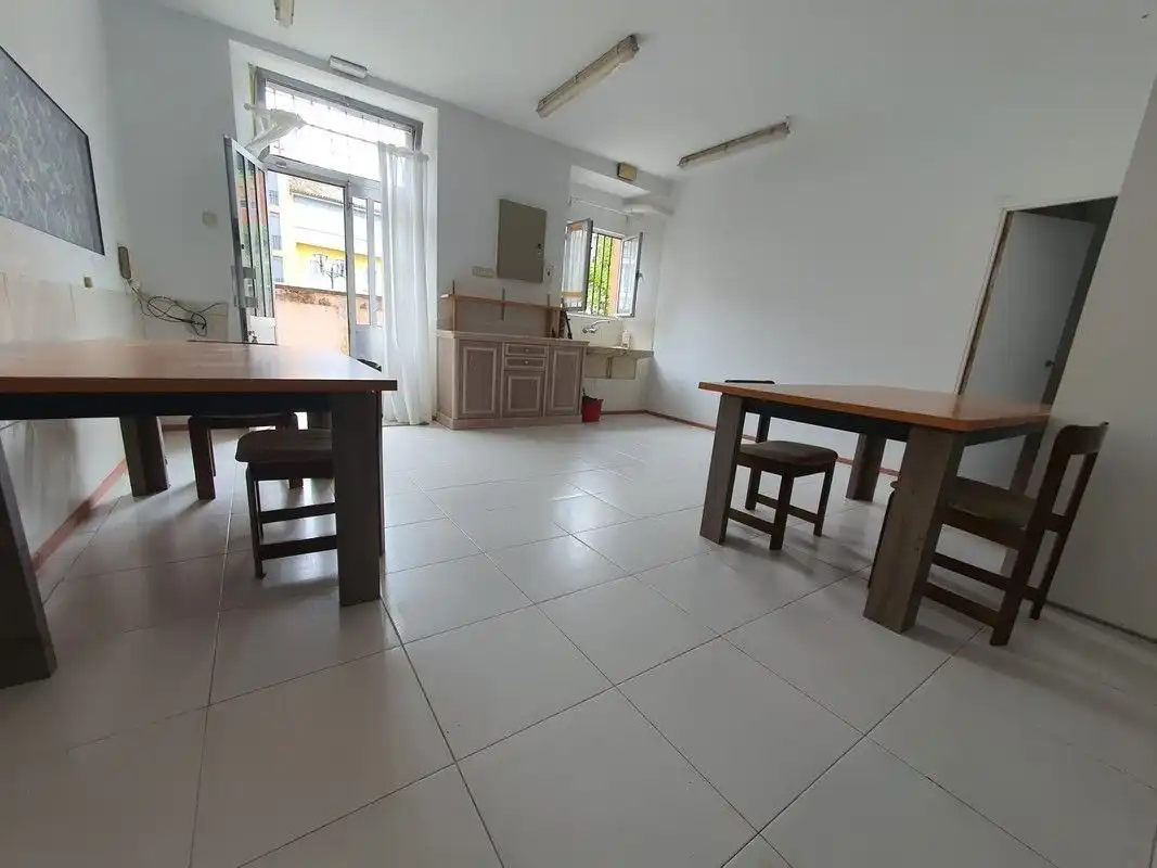 Business premises to rent in Llanes pueblo, imagen 2