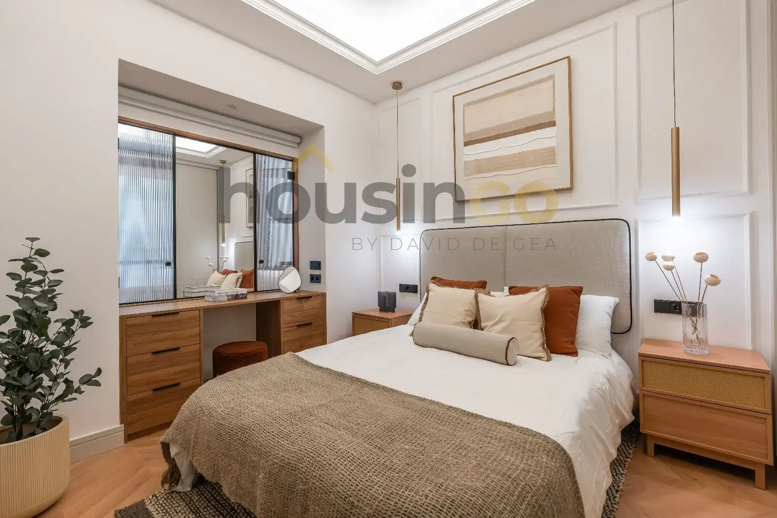 Bedroom of Flat for sale in Madrid  with Air Conditioner, Heating and Terrace