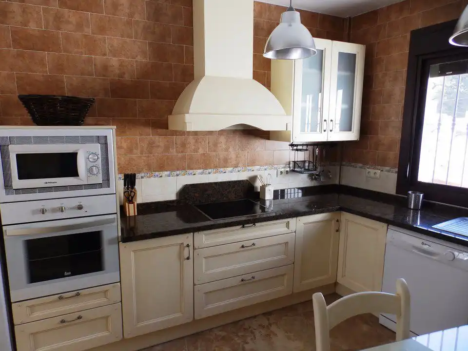 Kitchen of Houses for sale in Salares  with Terrace and Jacuzzi