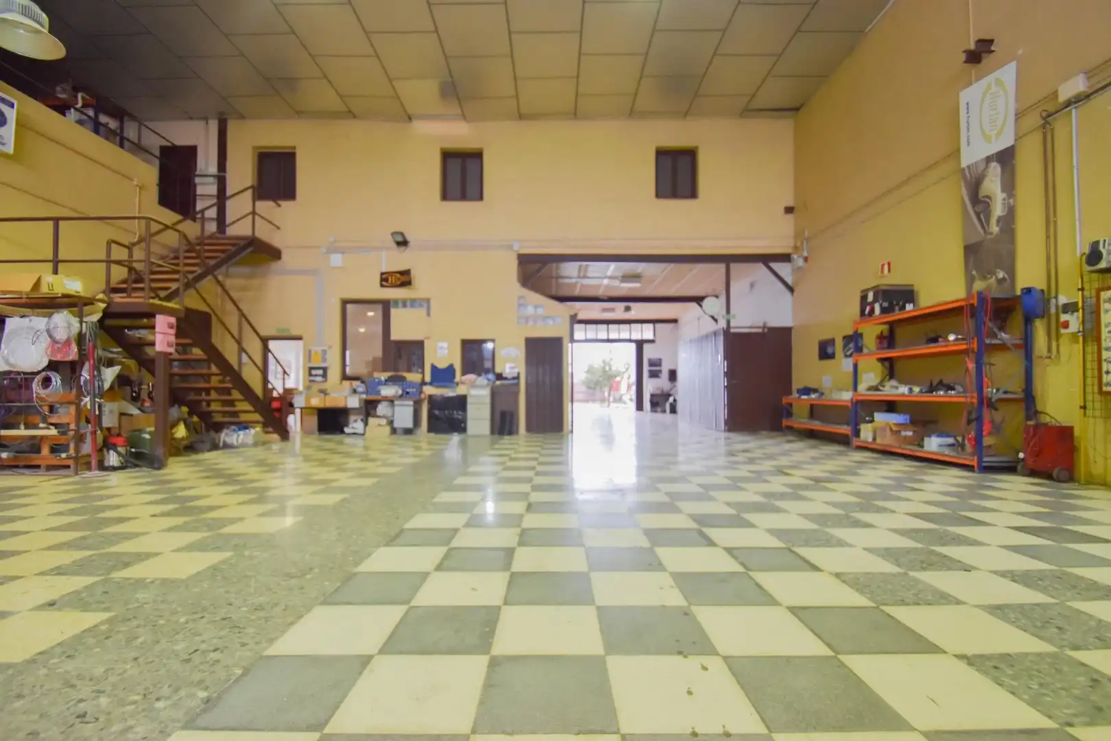 Nau industrial en venda en Santa Fe