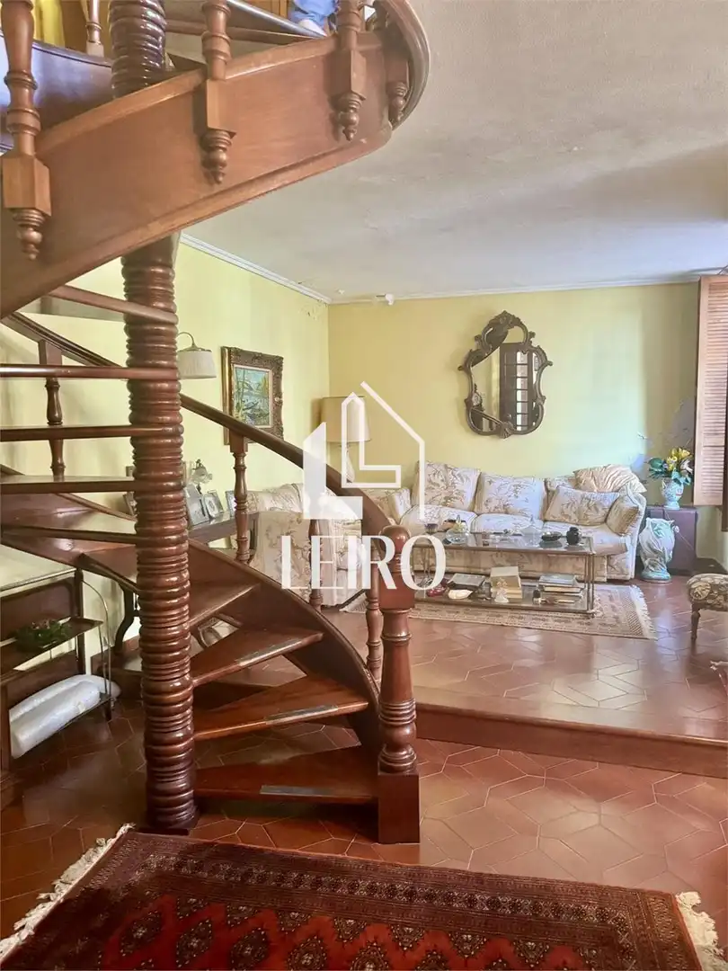 Sala d'estar de Casa adosada en venda en A Illa de Arousa  amb Calefacció, Terrassa i Moblat
